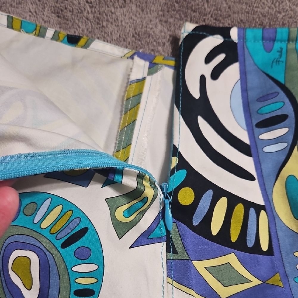Colorful Abstract Patterned Skirt - Picture 4 of 6